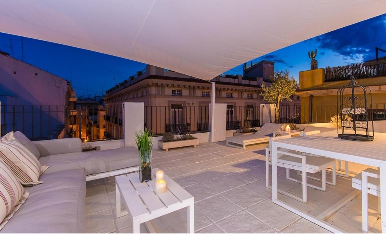 Apartmán No Turistic Rental, Duplex Penthouse In The Historic Center, Valencia, Ideal For Those Looking To In The City For A Season, Including Professionals And Students